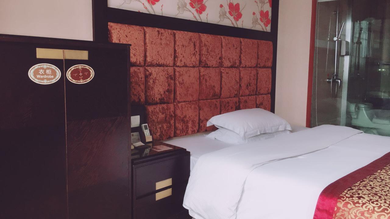 Guangzhou Lucky Hotel Экстерьер фото