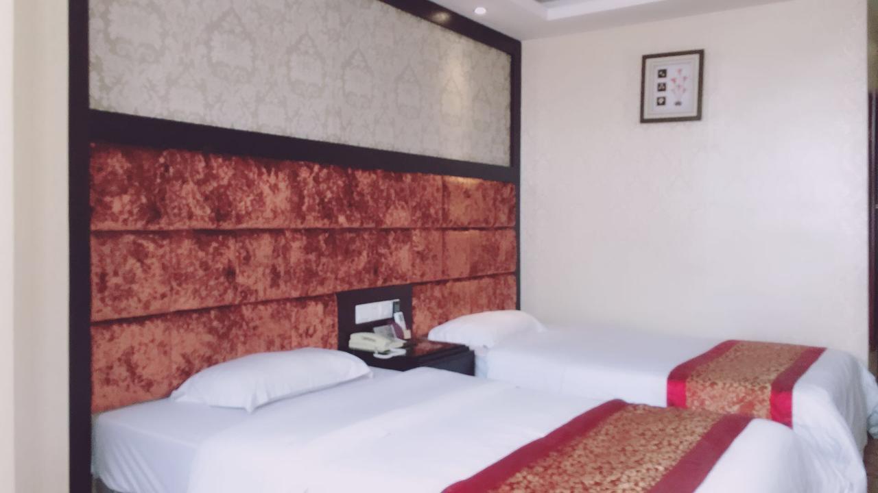 Guangzhou Lucky Hotel Экстерьер фото