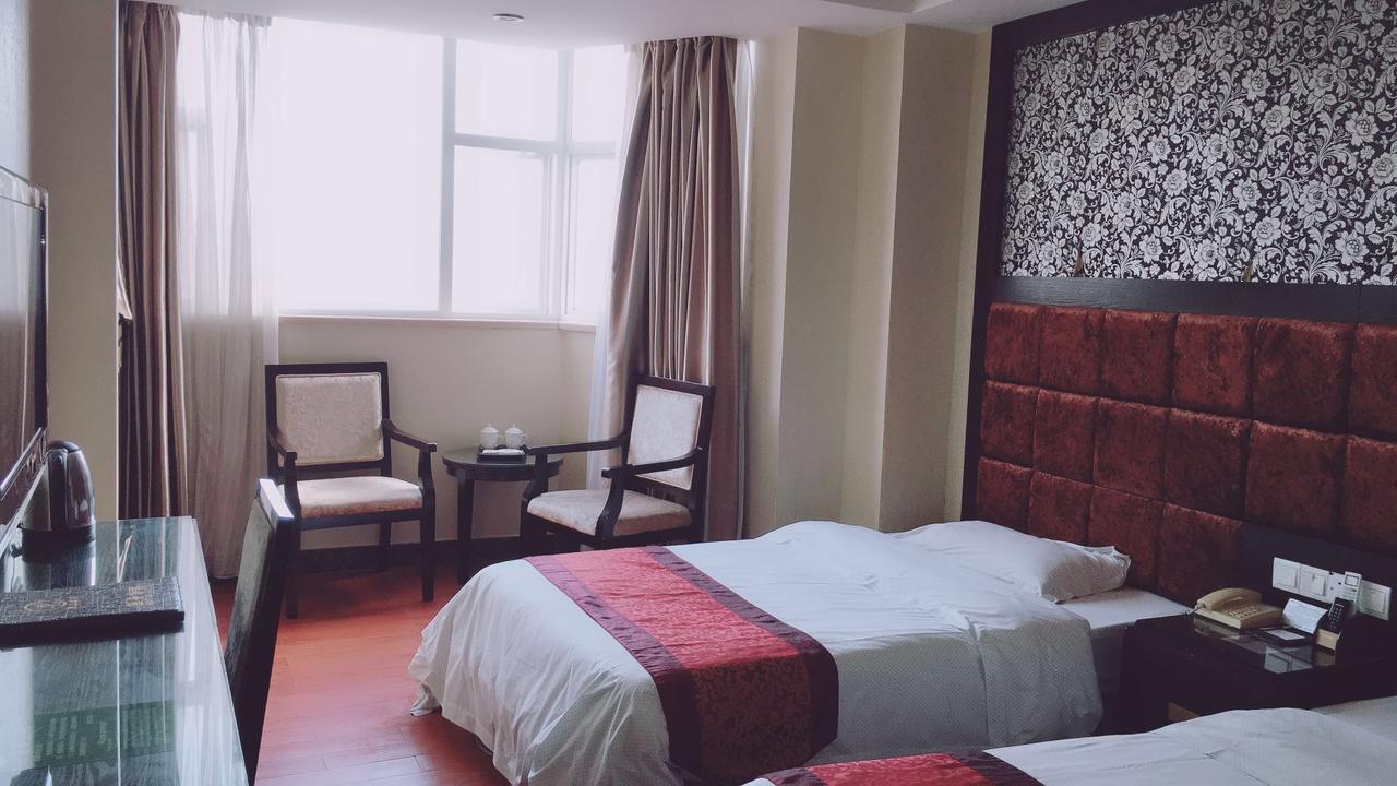 Guangzhou Lucky Hotel Экстерьер фото