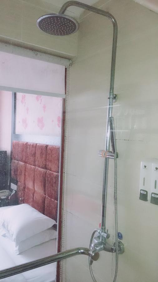 Guangzhou Lucky Hotel Экстерьер фото