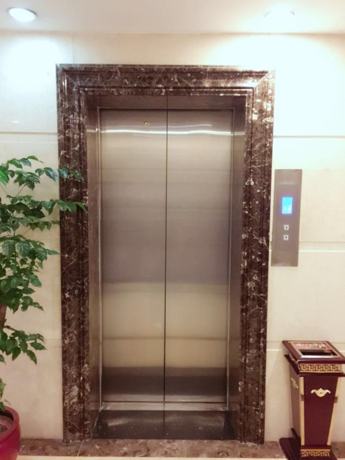 Guangzhou Lucky Hotel Экстерьер фото
