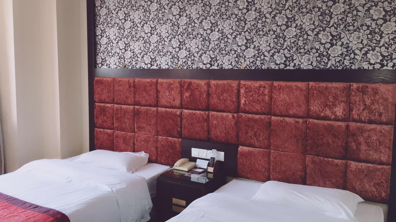 Guangzhou Lucky Hotel Экстерьер фото